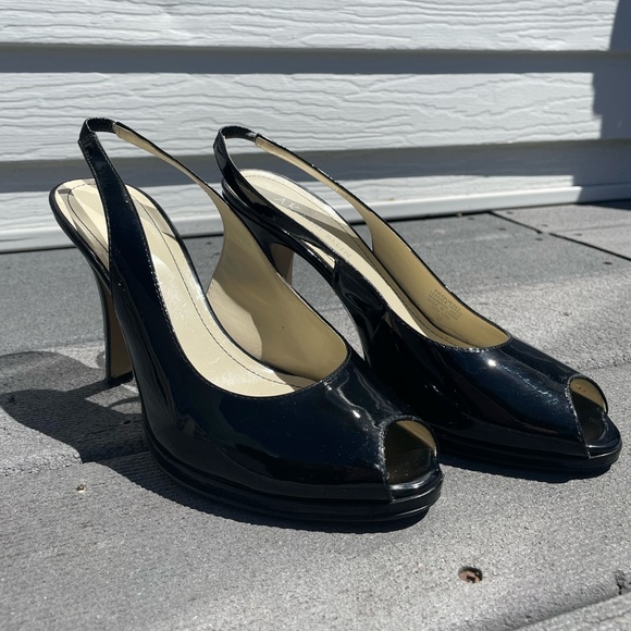 *5/$20 or 3/$15* Black Leather Sling Back Open Toe Heels - Picture 7 of 8